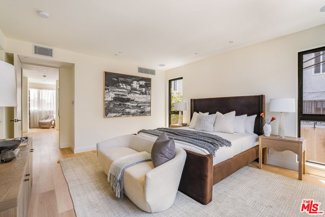 MLS #25555577 image #20