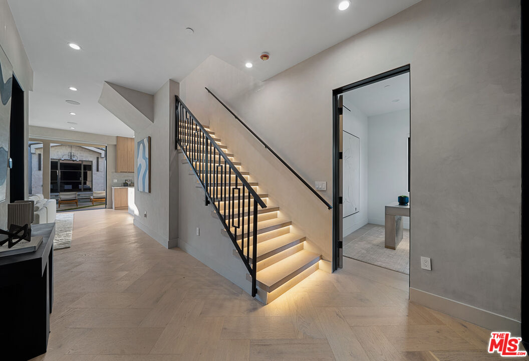 MLS #25555699 image #10