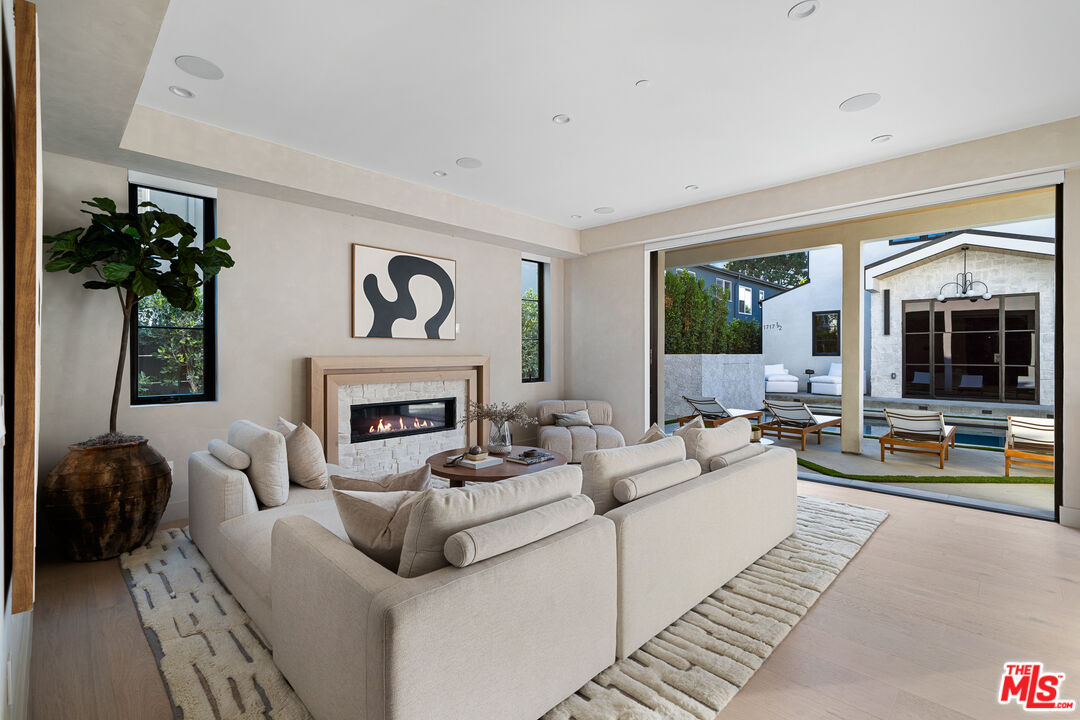 MLS #25555699 image #15