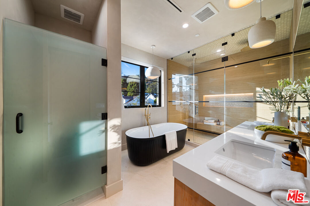 MLS #25555699 image #28