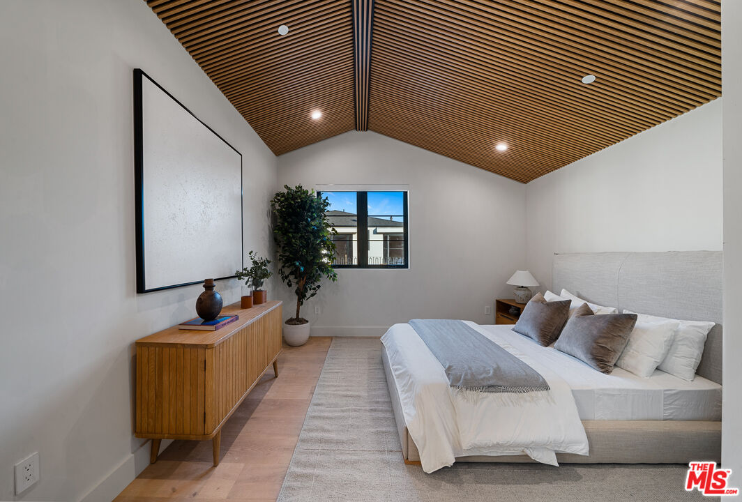 MLS #25555699 image #39