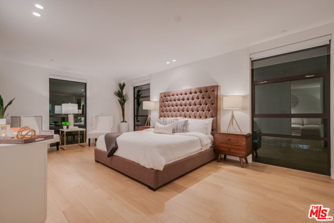 MLS #25555743 image #16