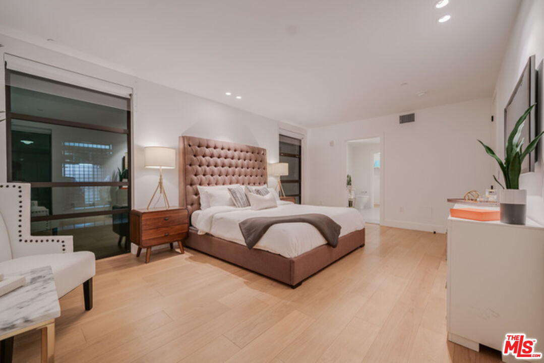 MLS #25555743 image #17