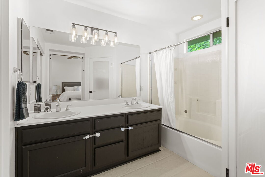 MLS #25555871 image #22