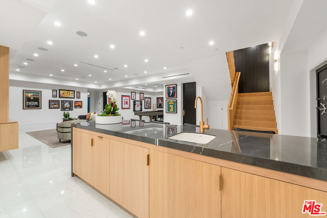 MLS #25555893 image #10