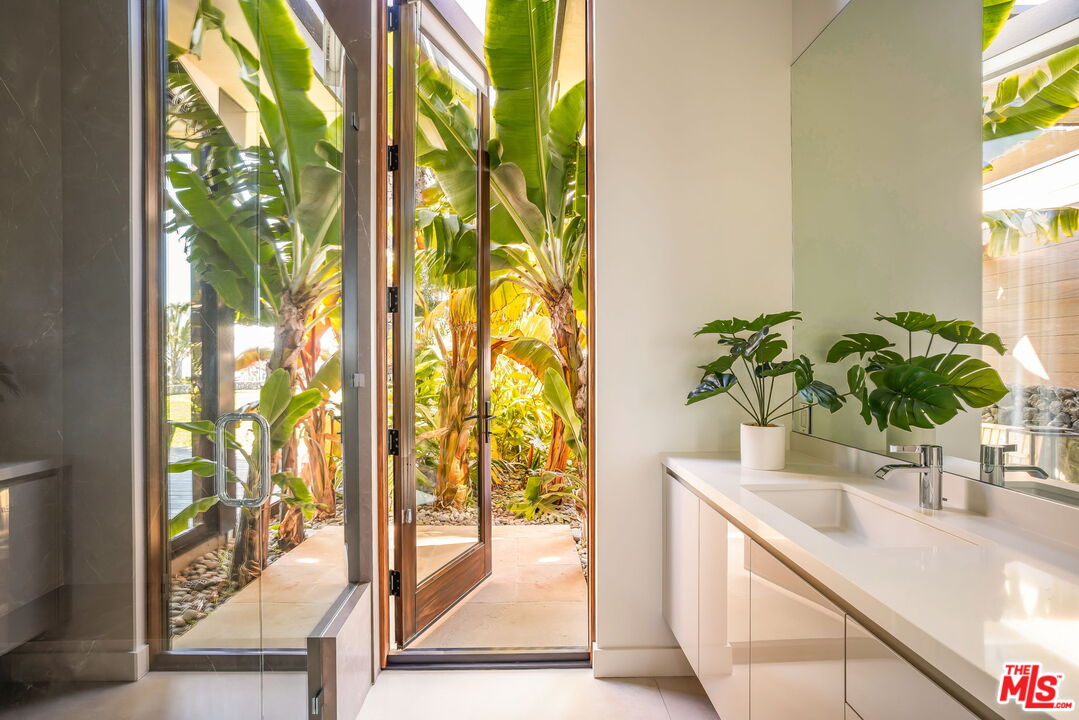 MLS #25556027 image #35