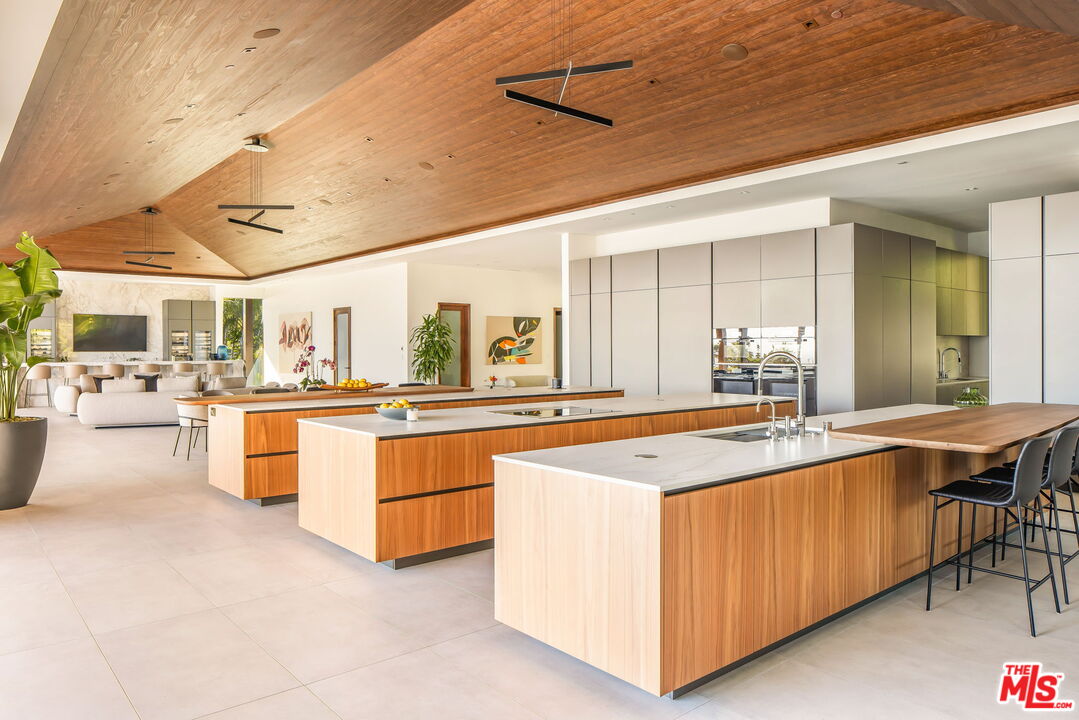 MLS #25556027 image #8