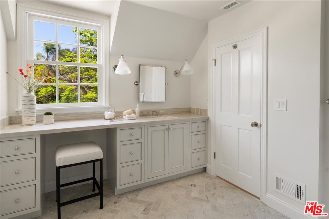 MLS #25556199 image #29