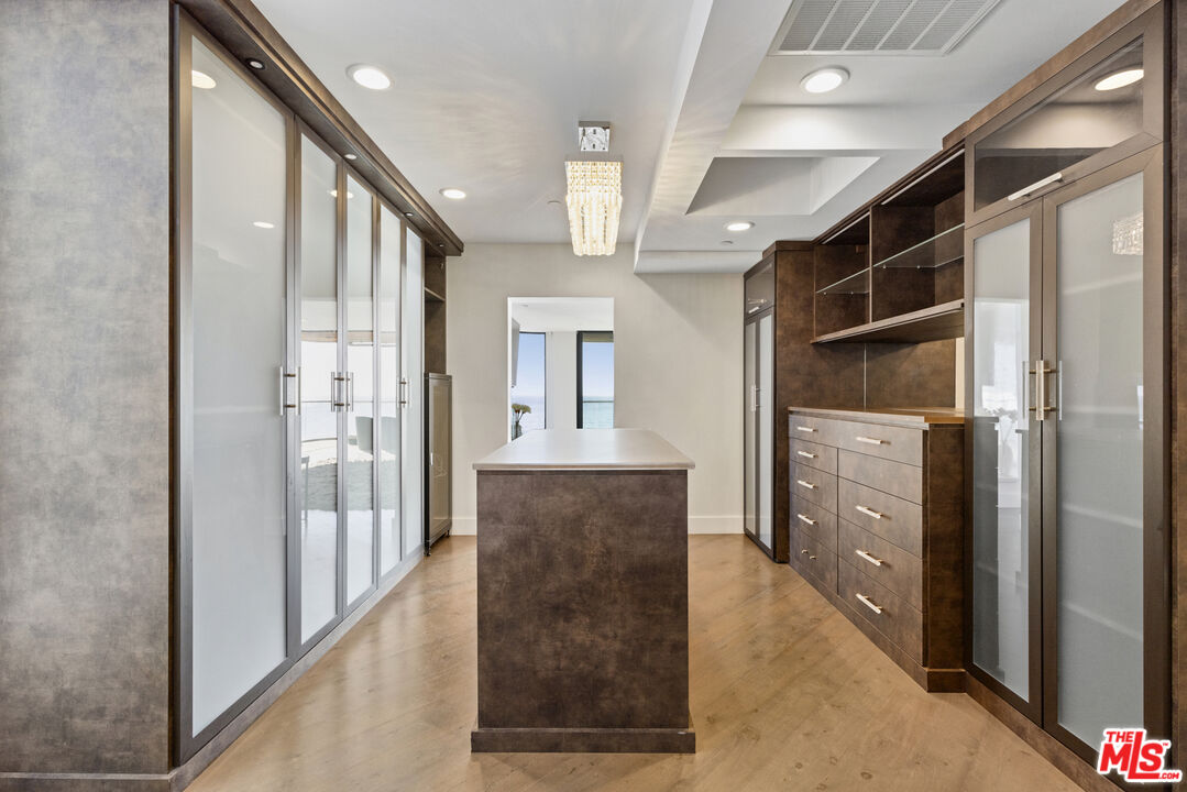 MLS #25556307 image #13