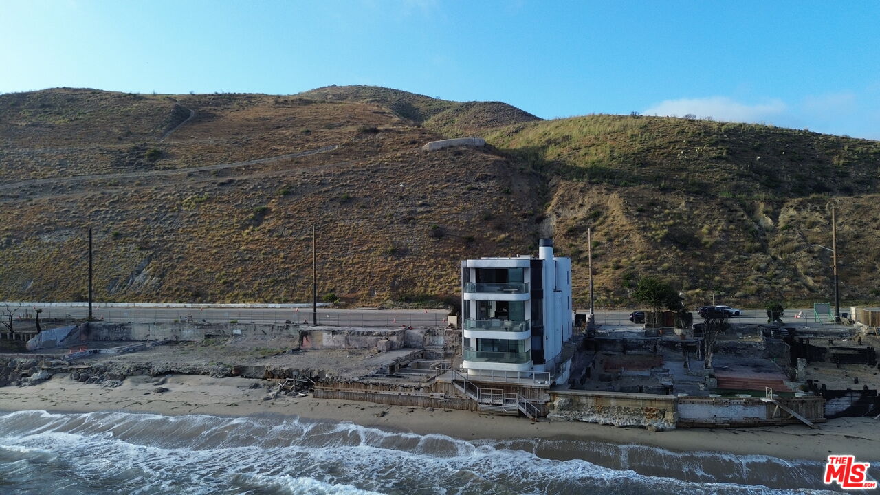 MLS #25556307 image #16