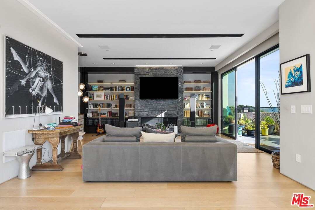 MLS #25556485 image #9