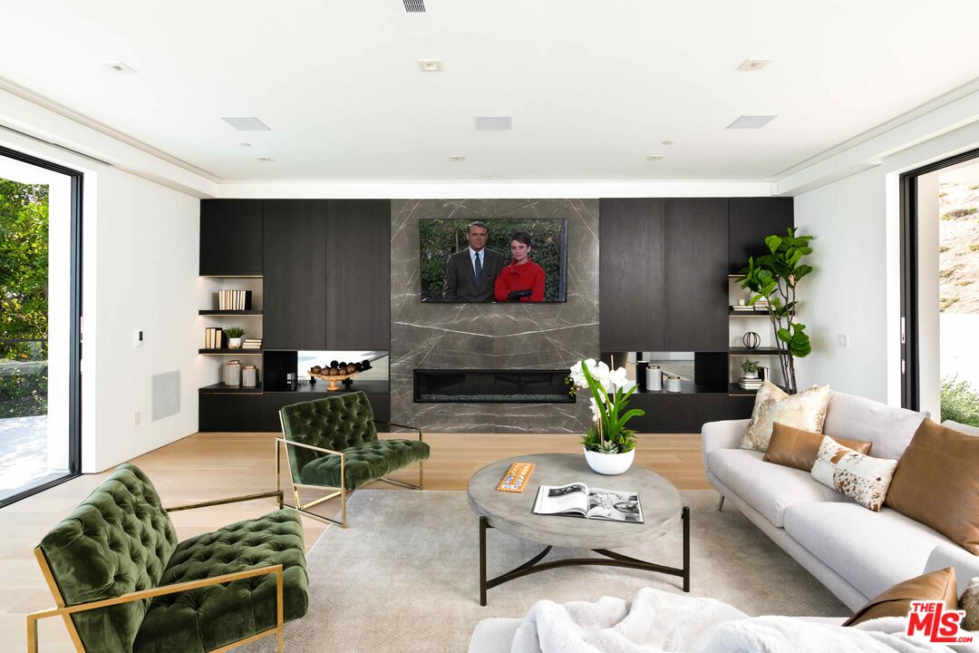 MLS #25556485 image #8