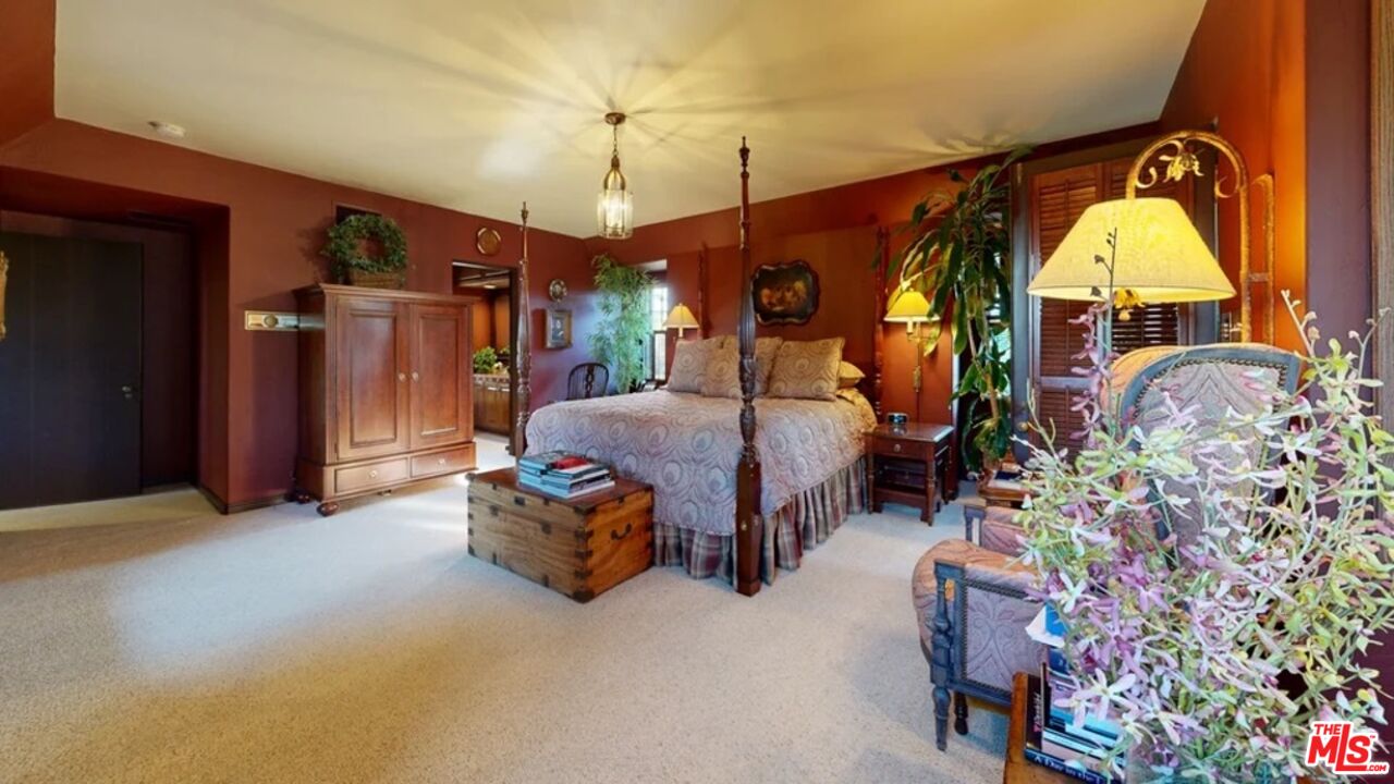 MLS #25556491 image #17