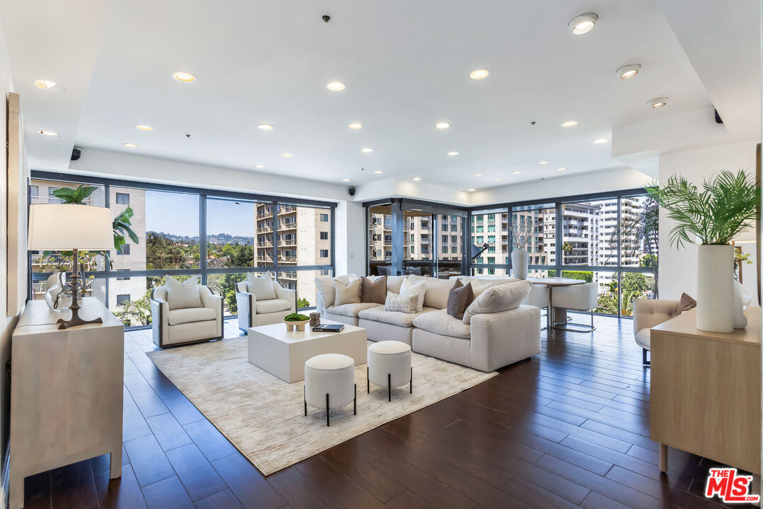 MLS #25556587 image #0