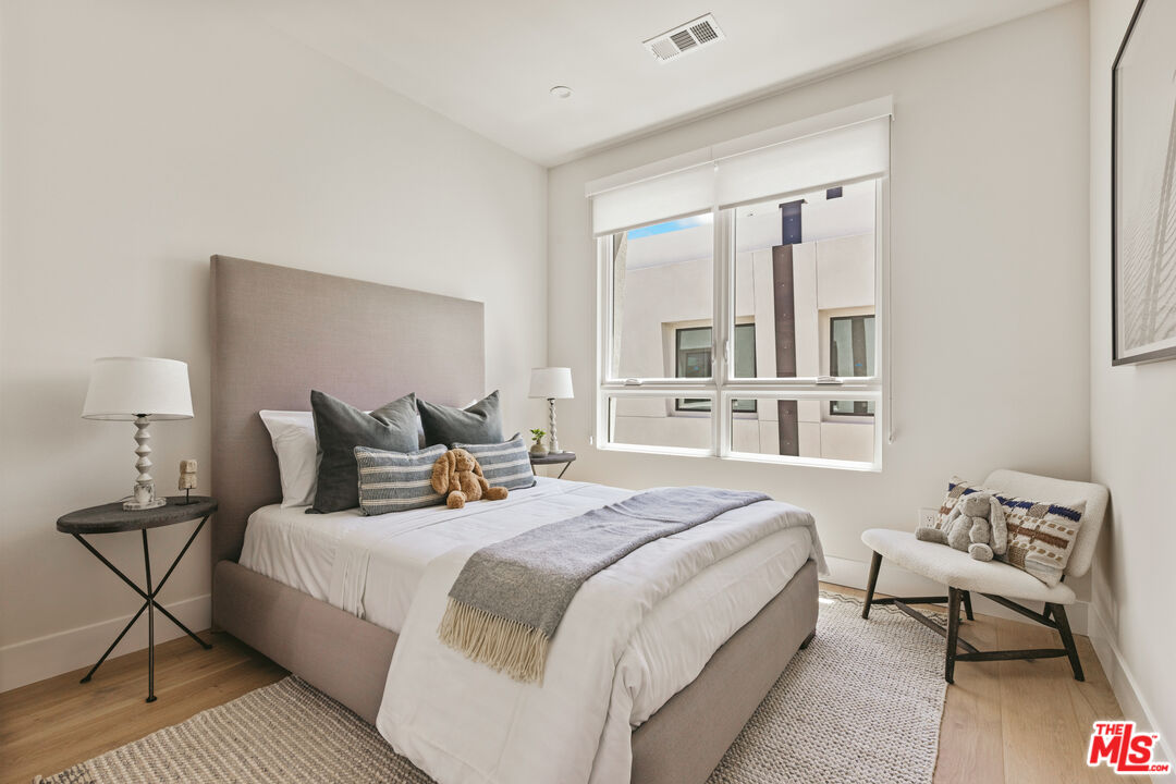 MLS #25556797 image #15