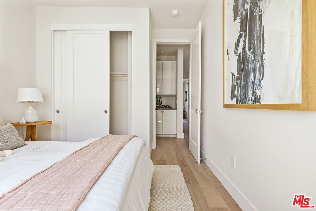 MLS #25556797 image #17