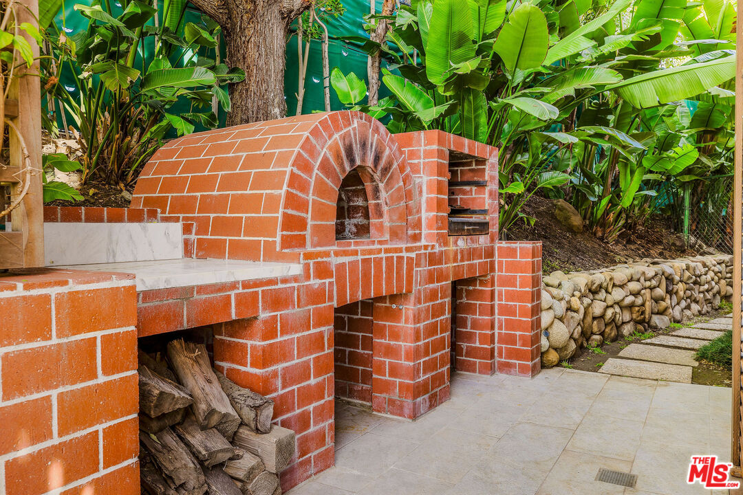 MLS #25556875 image #21