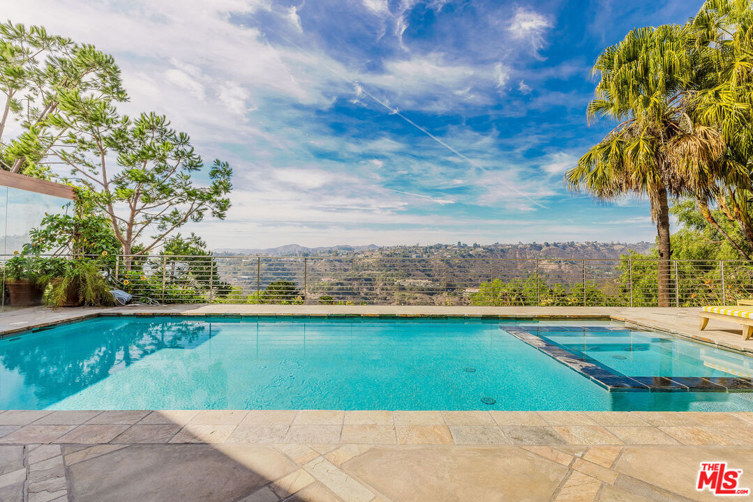 MLS #25556875 image #23