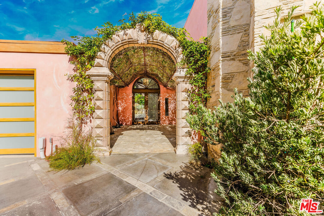 MLS #25556875 image #4