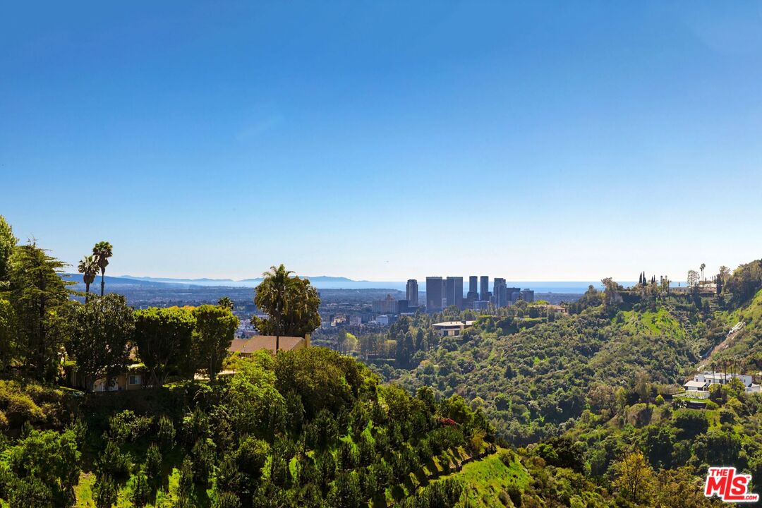 MLS #25556877 image #1