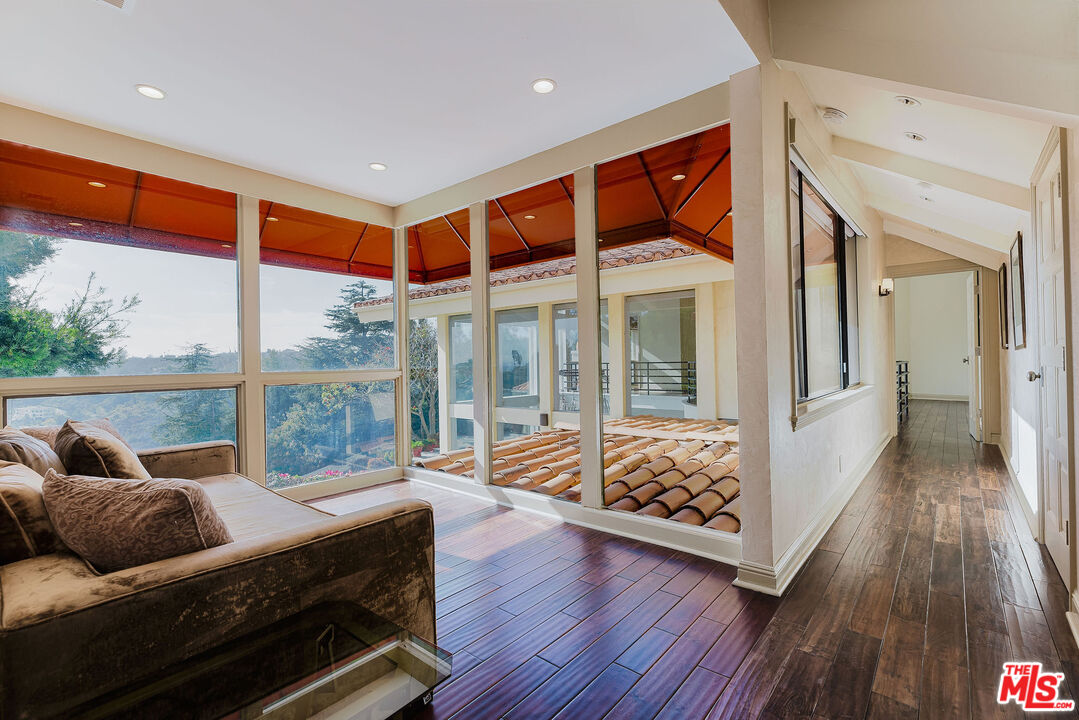 MLS #25556877 image #23