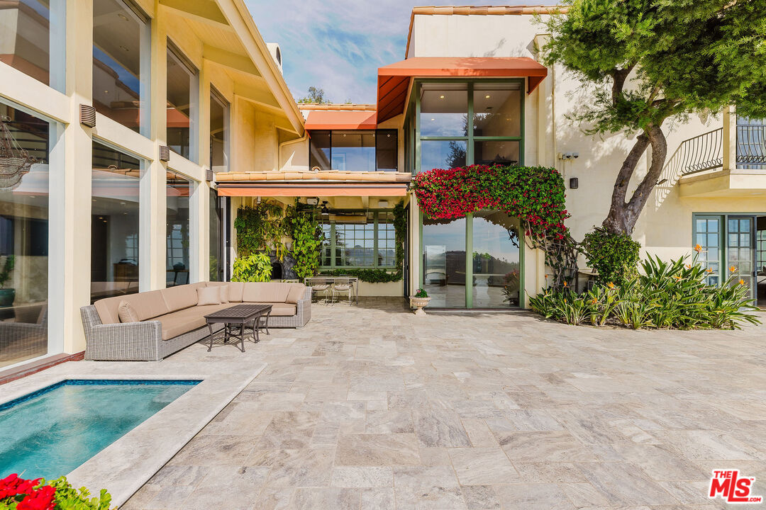 MLS #25556877 image #31