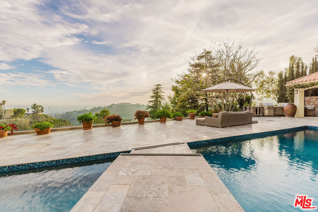 MLS #25556877 image #32