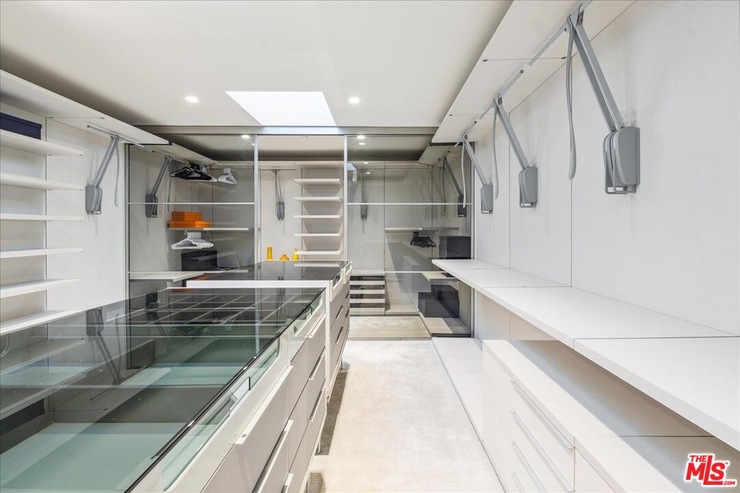 MLS #25556919 image #31