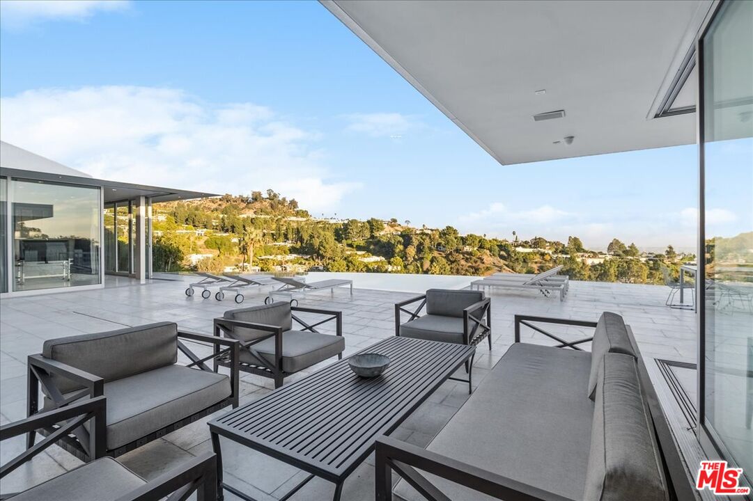 MLS #25556919 image #3