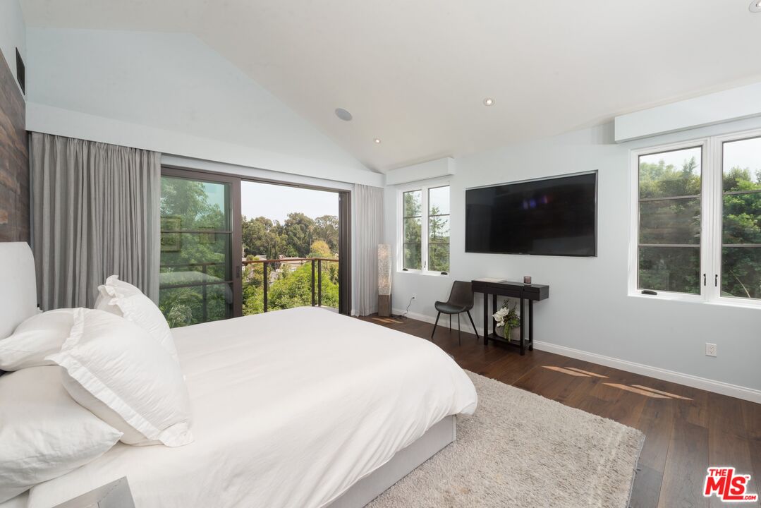 MLS #25557131 image #16