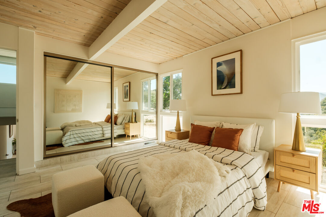 MLS #25557215 image #40