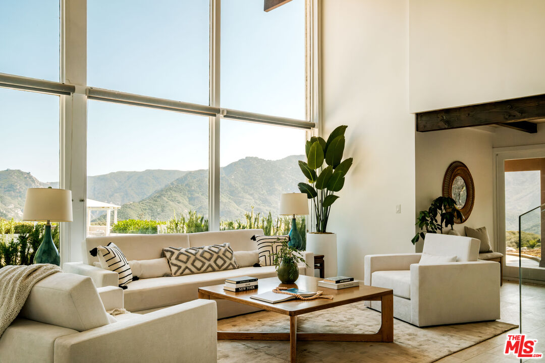 MLS #25557215 image #8