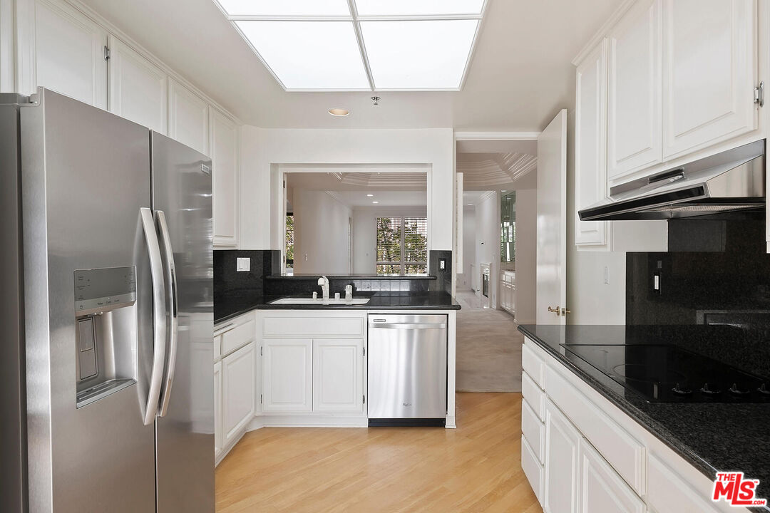 MLS #25557241 image #21