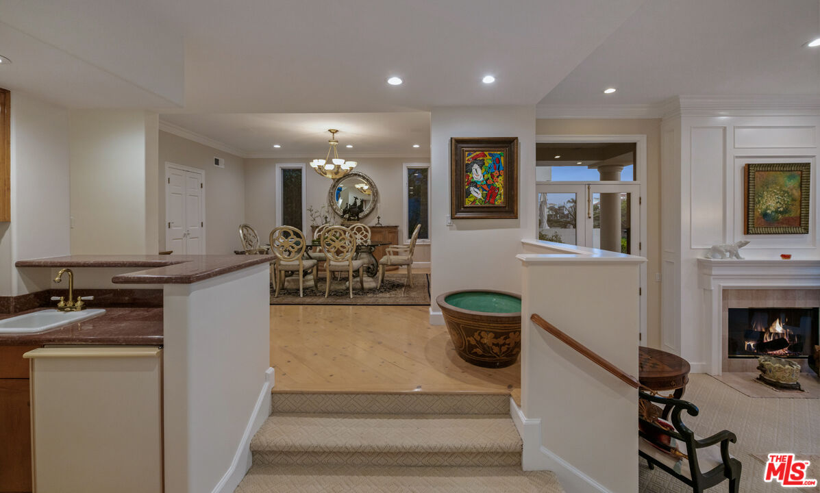 MLS #25557399 image #10