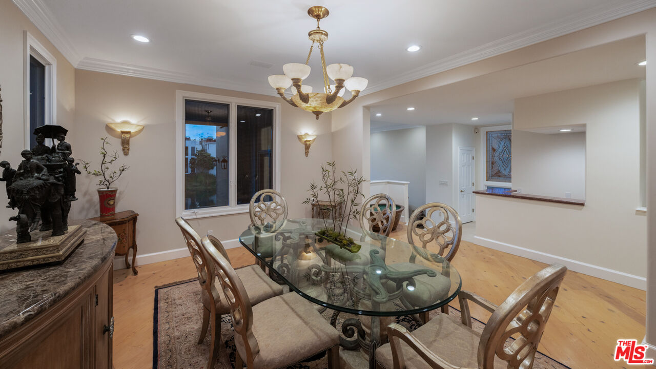 MLS #25557399 image #12