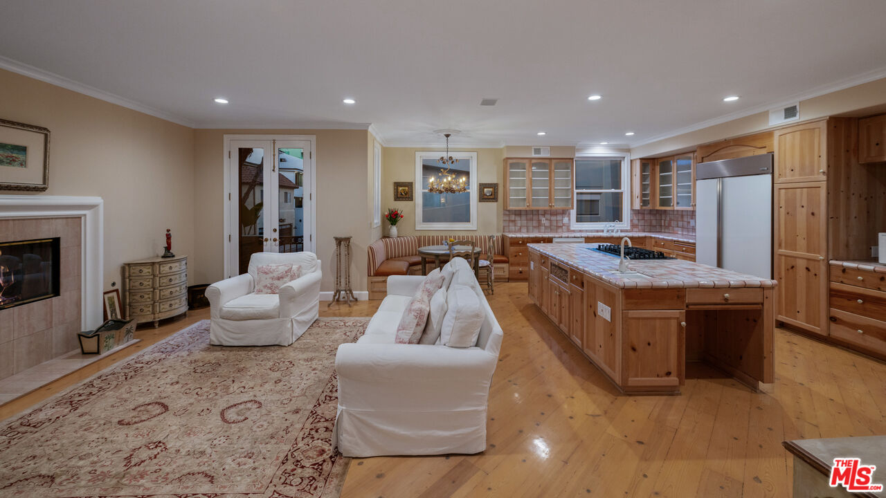 MLS #25557399 image #15