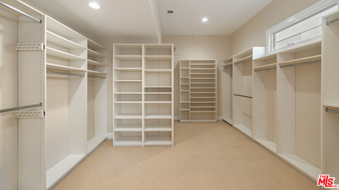 MLS #25557399 image #26