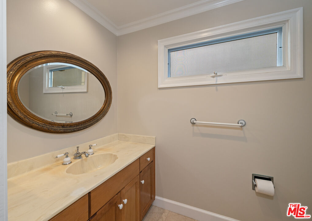 MLS #25557399 image #34