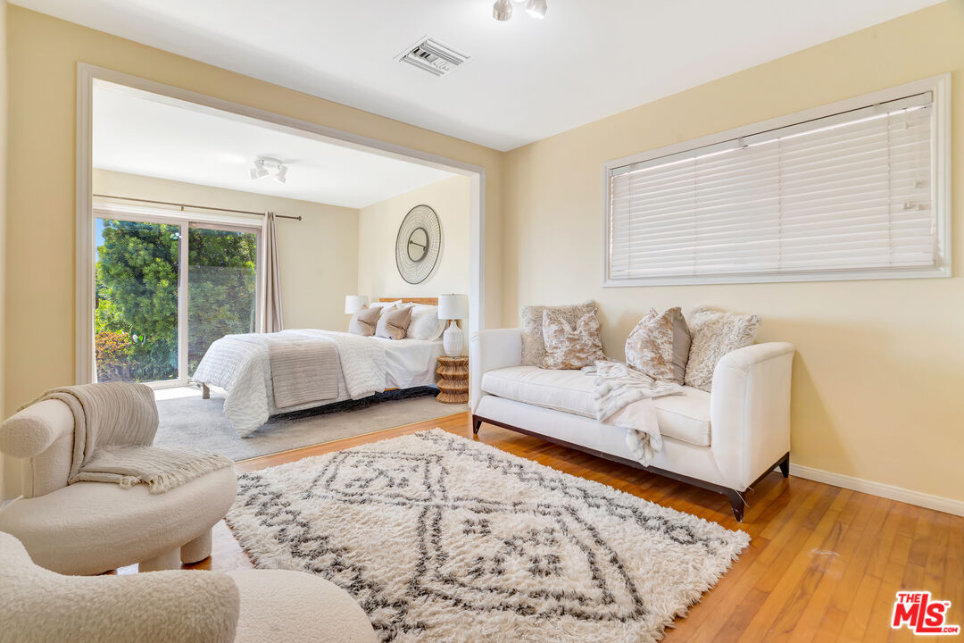 MLS #25557637 image #26