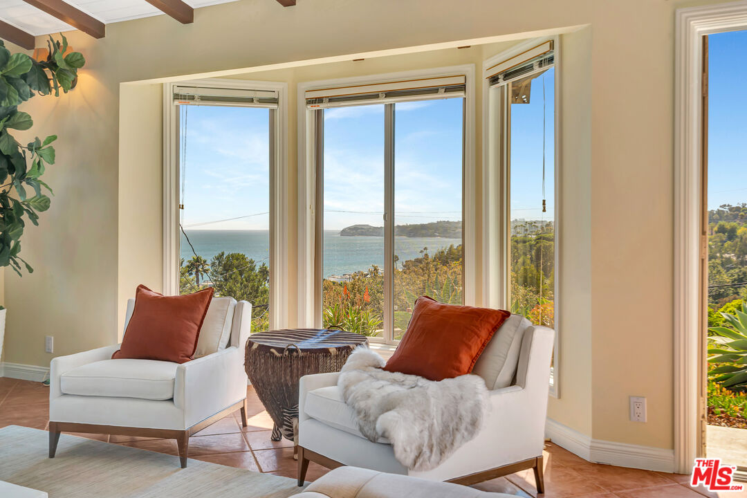 MLS #25557637 image #4