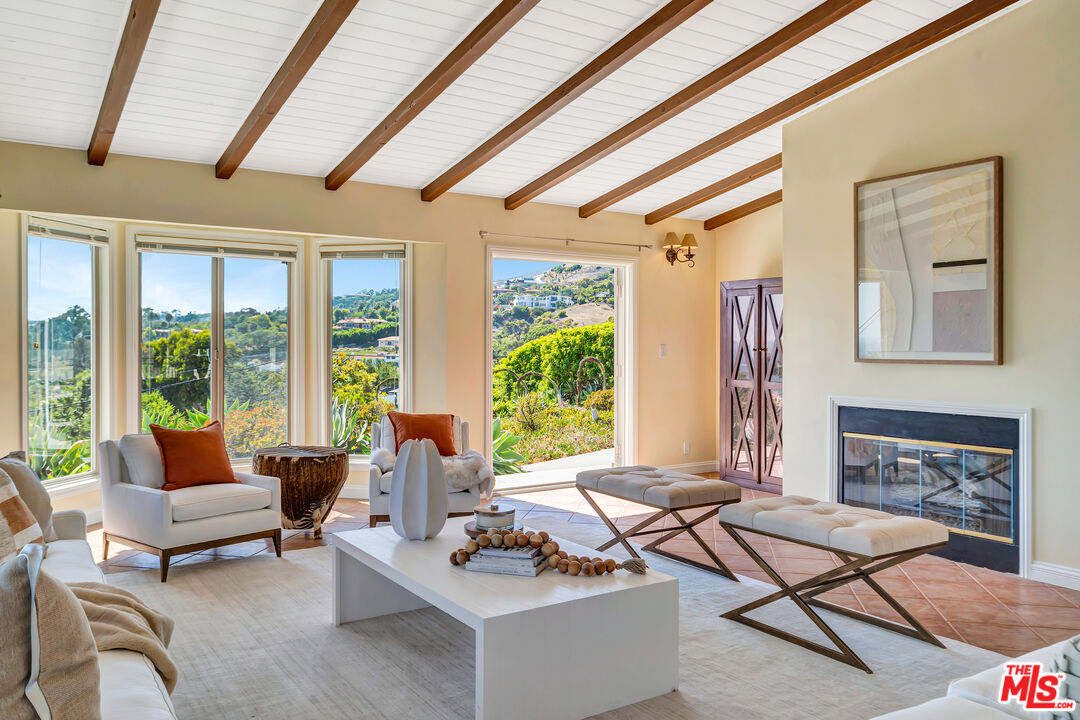 MLS #25557637 image #7