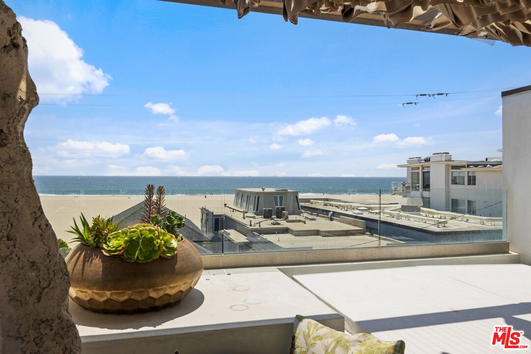 MLS #25557665 image #12