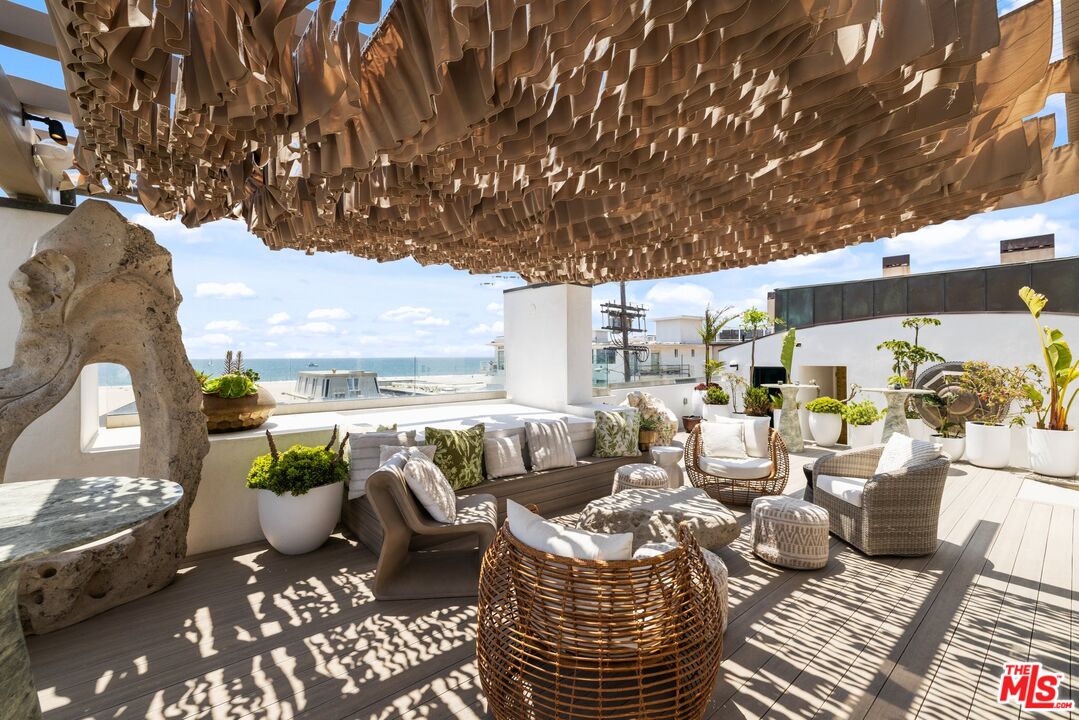 MLS #25557665 image #17