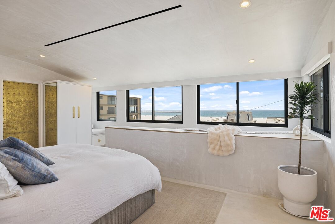 MLS #25557665 image #21