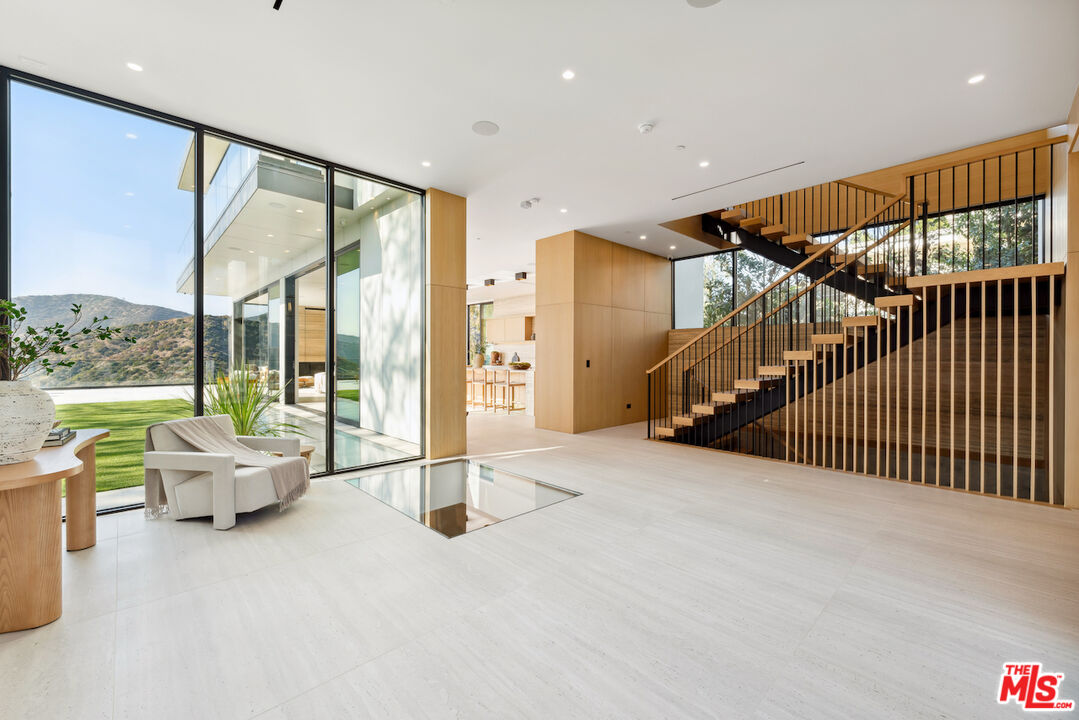 MLS #25557711 image #5