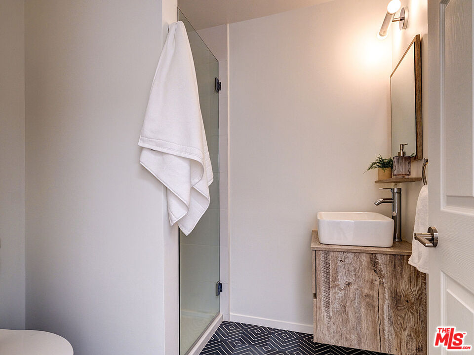 MLS #25557789 image #16