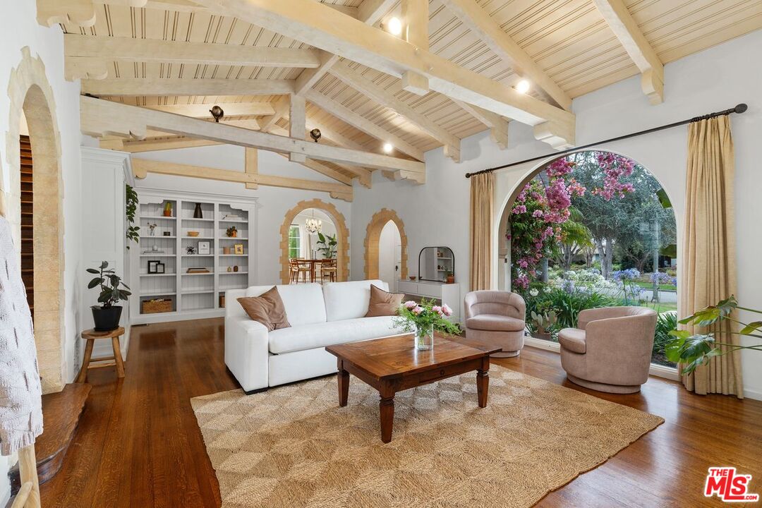 MLS #25557801 image #9