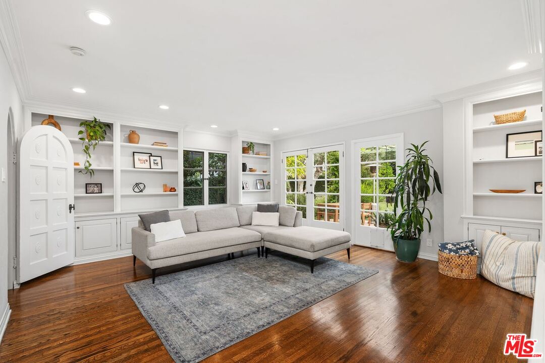 MLS #25557801 image #18