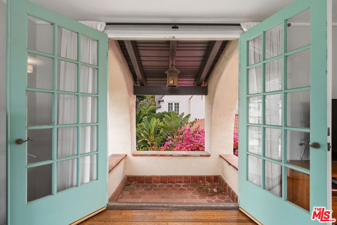 MLS #25557801 image #29