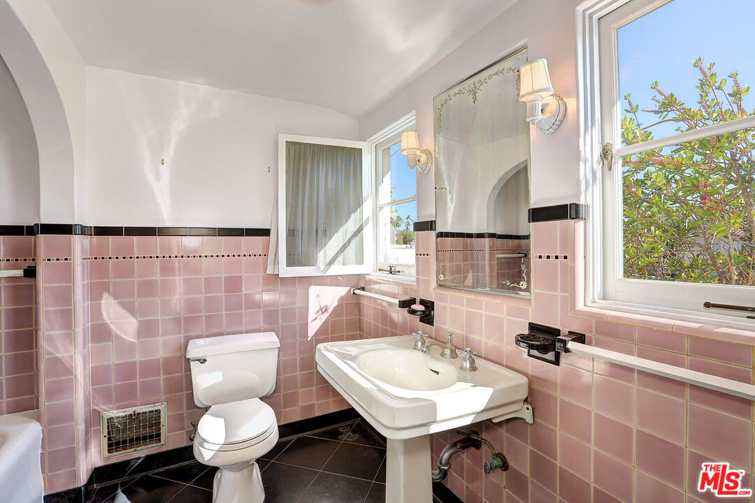 MLS #25557801 image #31